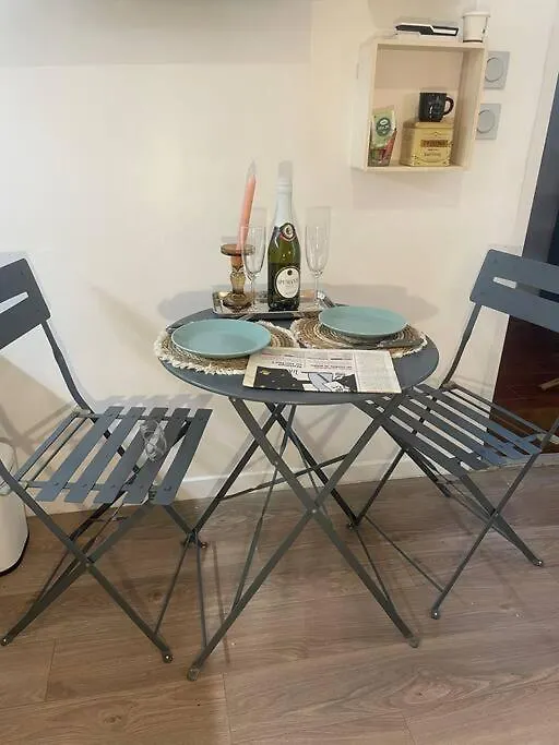 Apartament Decouvrez Marseille Depuis Le Panier - Solo/Duo